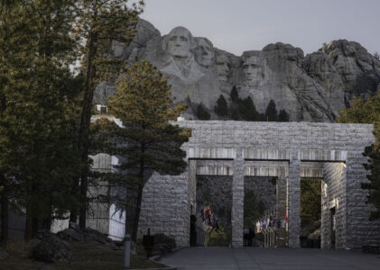 FOCUS ON THE BACKROADS:  MOUNT RUSHMORE – SOUTH DAKOTA